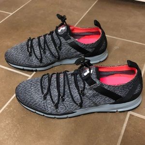 Under Armour CHARGED ALL AROUND Women’s 9.5